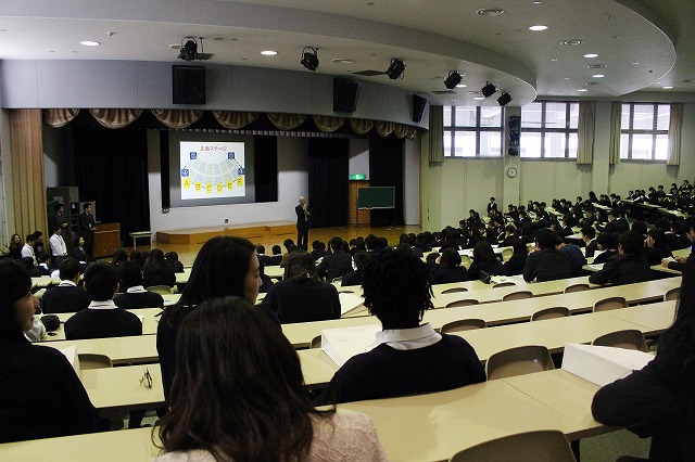 高１　明治学院大学　訪問研修