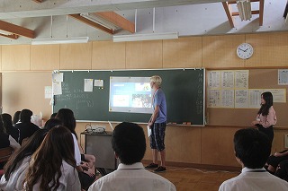 高２　留学生との交流会