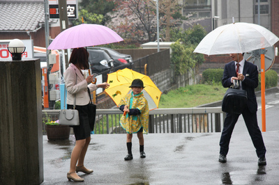 今日は入学式