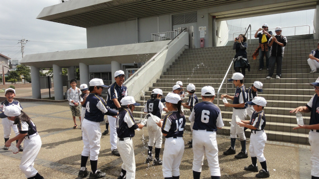 http://www.aletheia.ac.jp/s/note/images/DSC07286.jpg