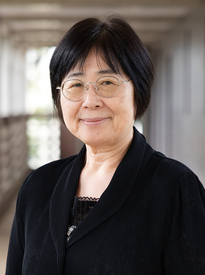 平和学園理事長 橘 明子